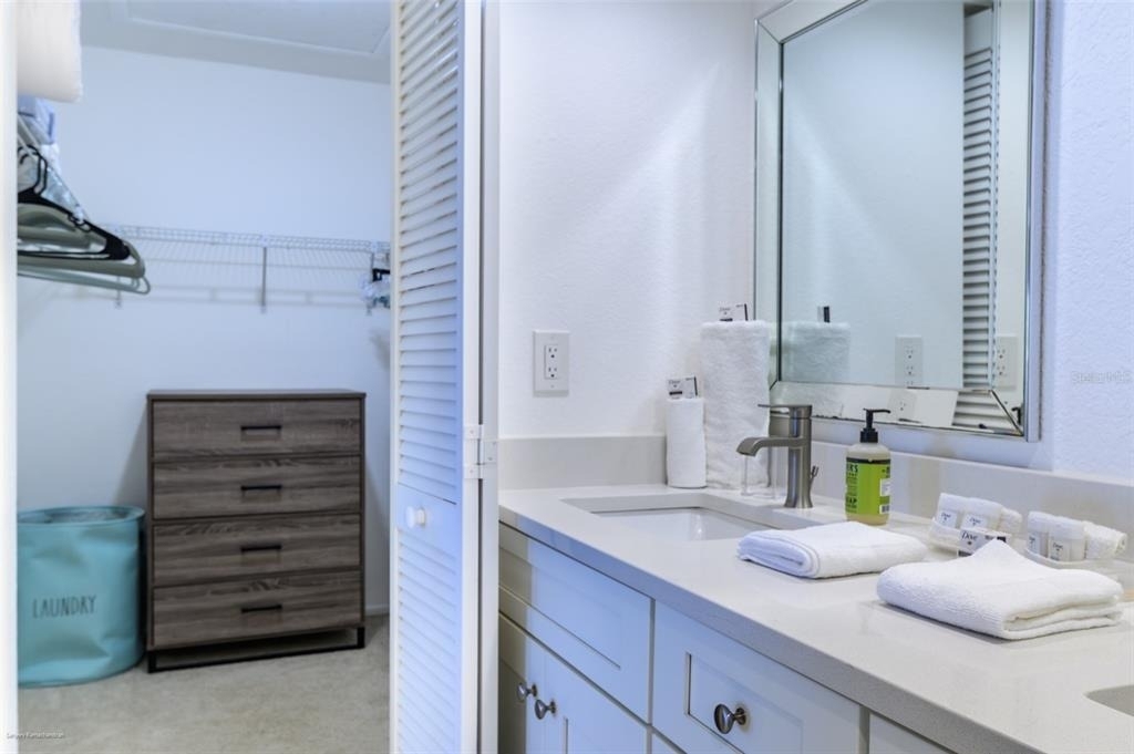 2601 W Marion Avenue - Photo 30