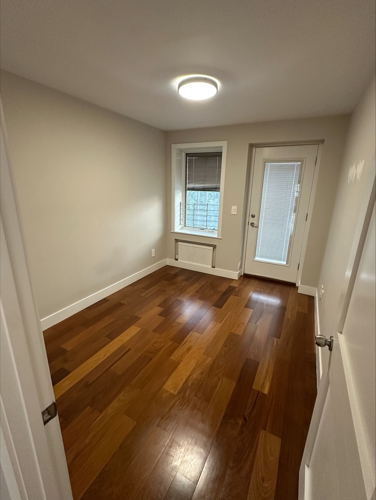 1448 71st Street - Photo 4