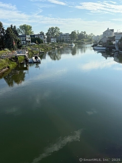 2142 Fairfield Beach Road - Photo 21