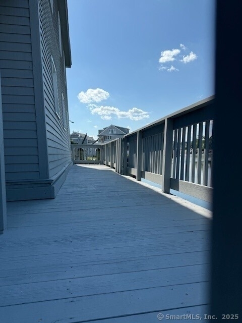 2142 Fairfield Beach Road - Photo 18