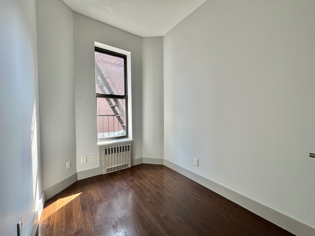 26 Wilson Street - Photo 2