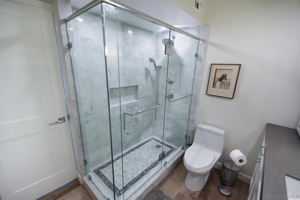 1710 Avenida Del Mundo - Photo 9