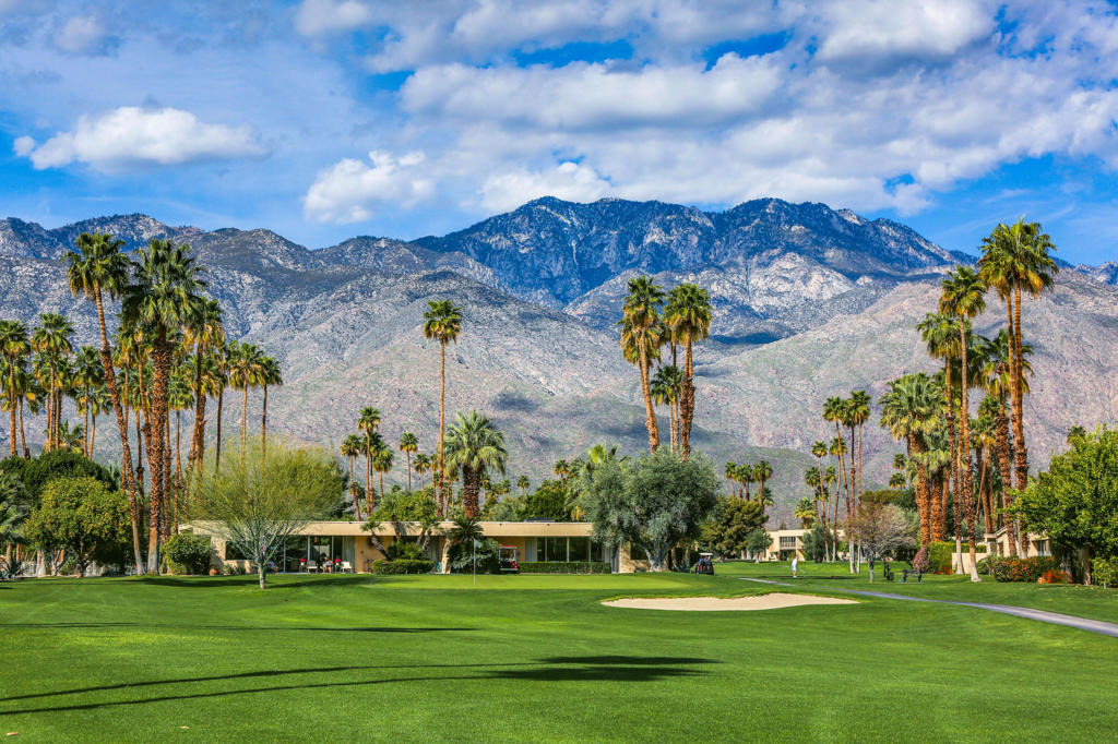 215 Desert Lakes Drive - Photo 56