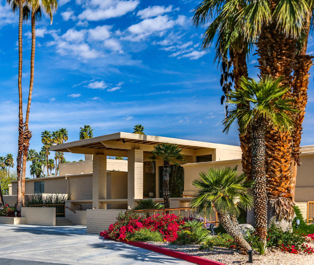 215 Desert Lakes Drive - Photo 45