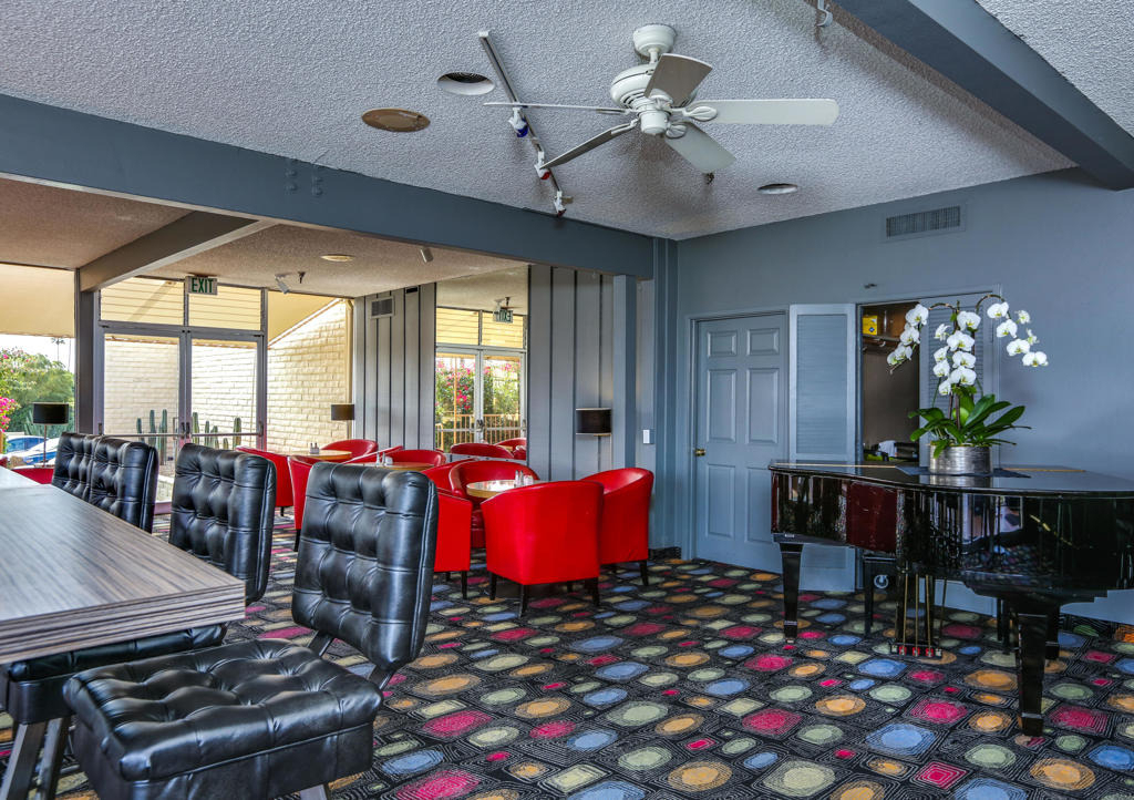 215 Desert Lakes Drive - Photo 50