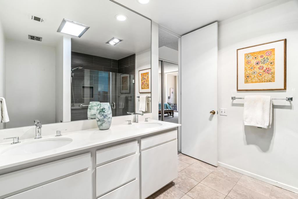 215 Desert Lakes Drive - Photo 27