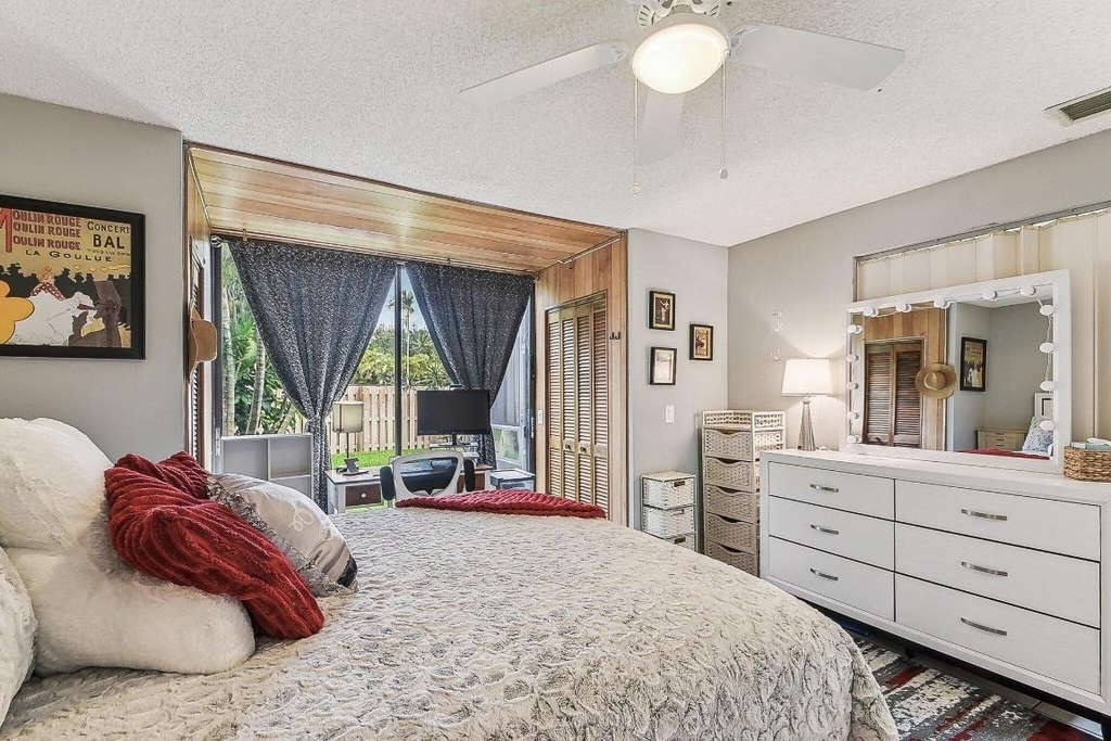 11063 Oakdale Road - Photo 12