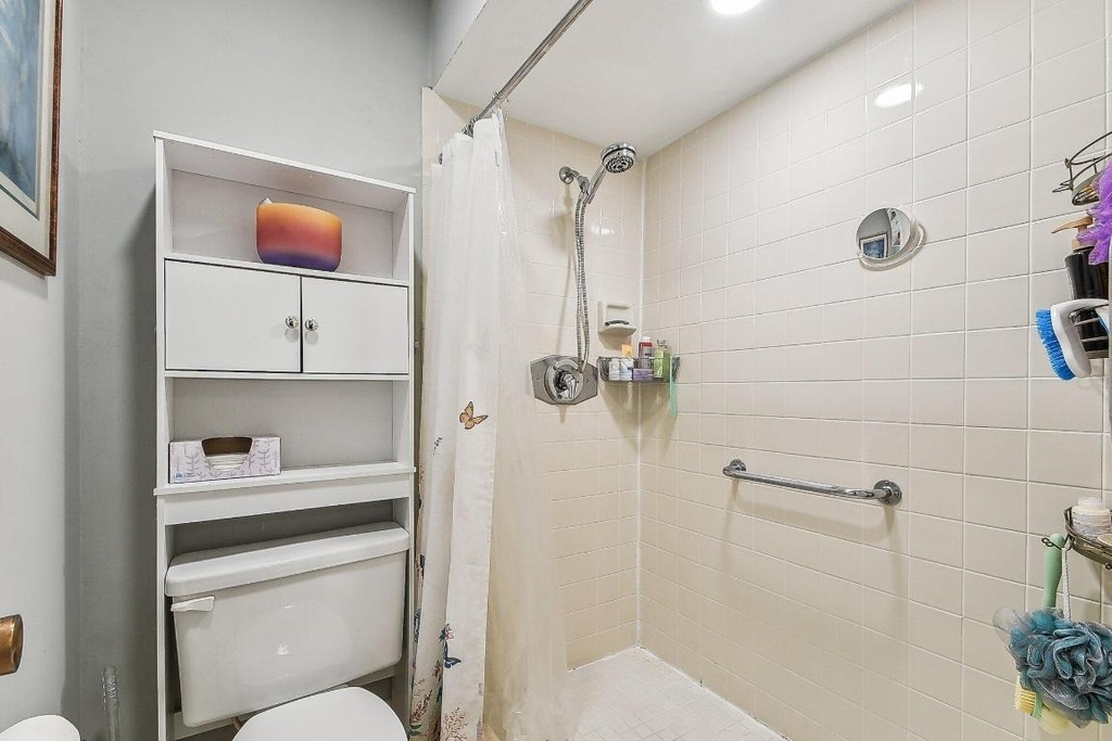 11063 Oakdale Road - Photo 9