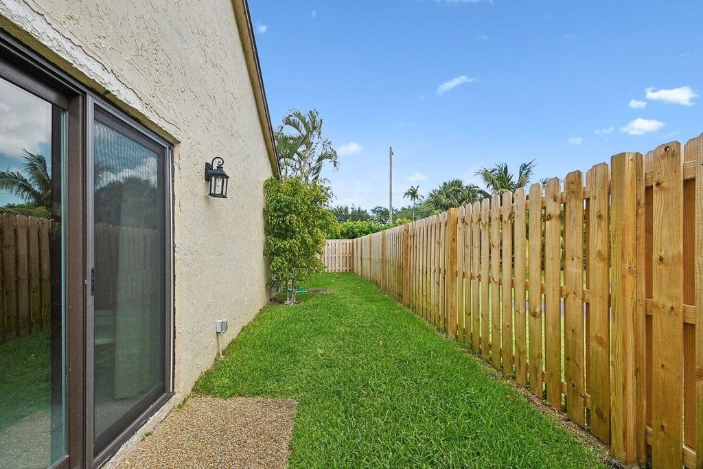 11063 Oakdale Road - Photo 39