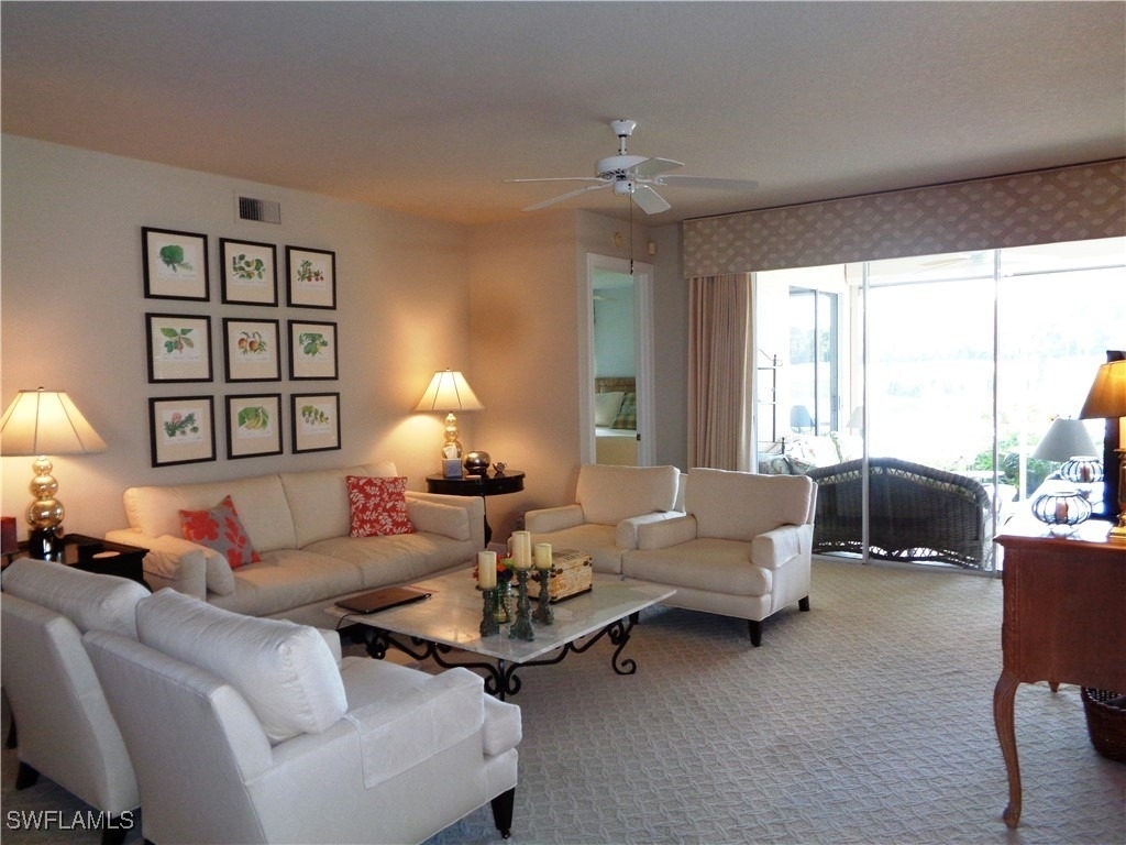 610 Laguna Royale Boulevard - Photo 10