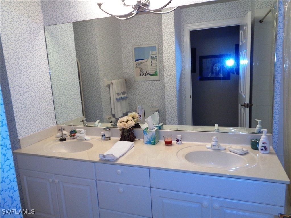 610 Laguna Royale Boulevard - Photo 16