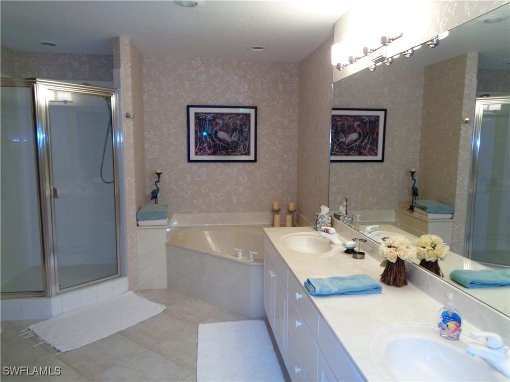 610 Laguna Royale Boulevard - Photo 31