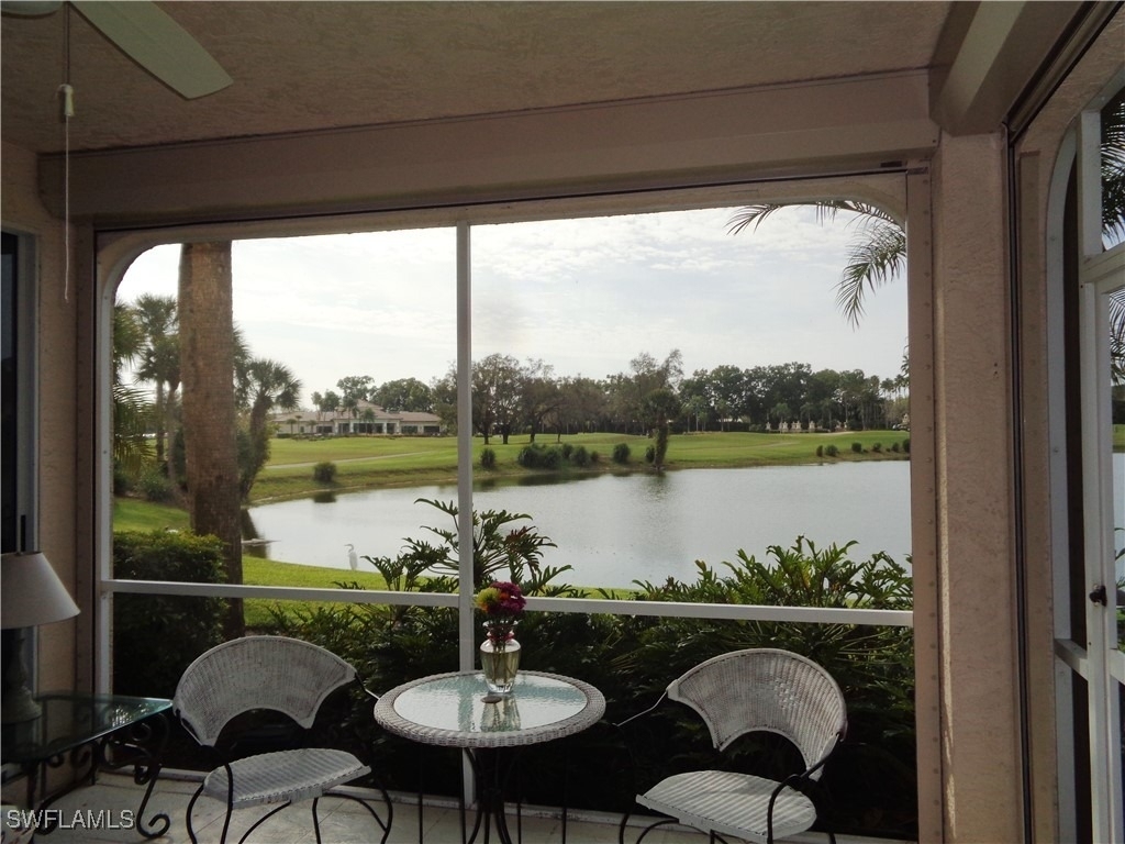 610 Laguna Royale Boulevard - Photo 1