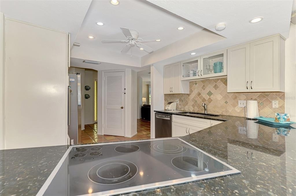 4946 Commonwealth Drive - Photo 19