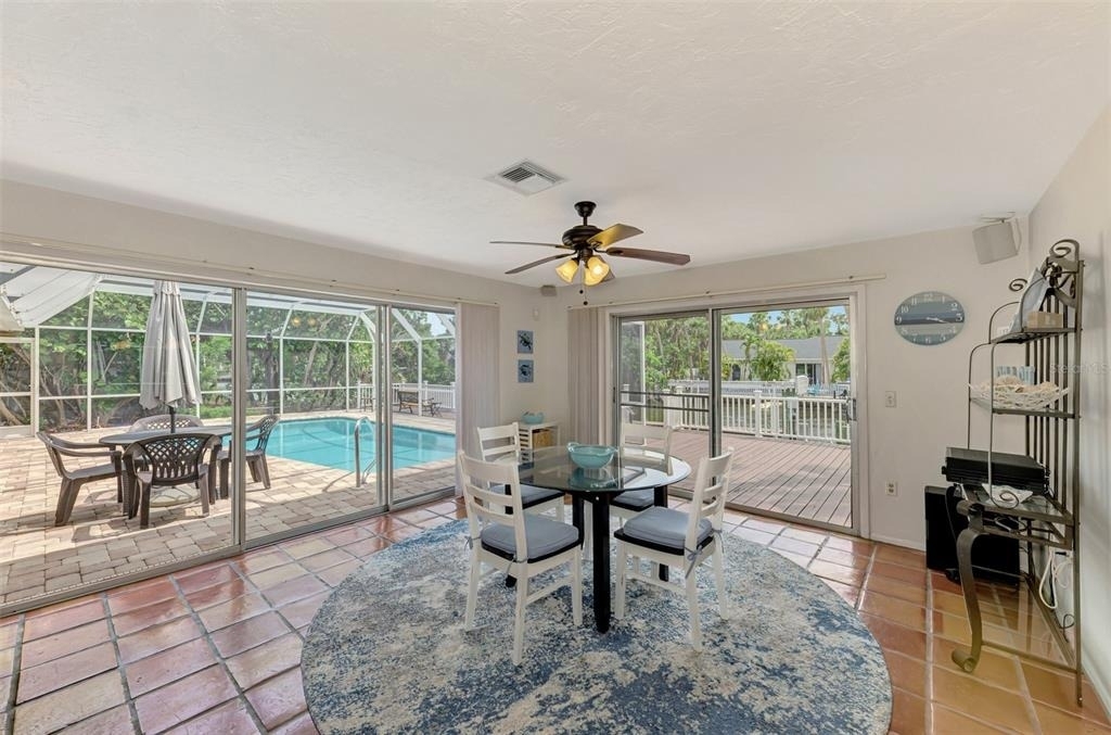 4946 Commonwealth Drive - Photo 25