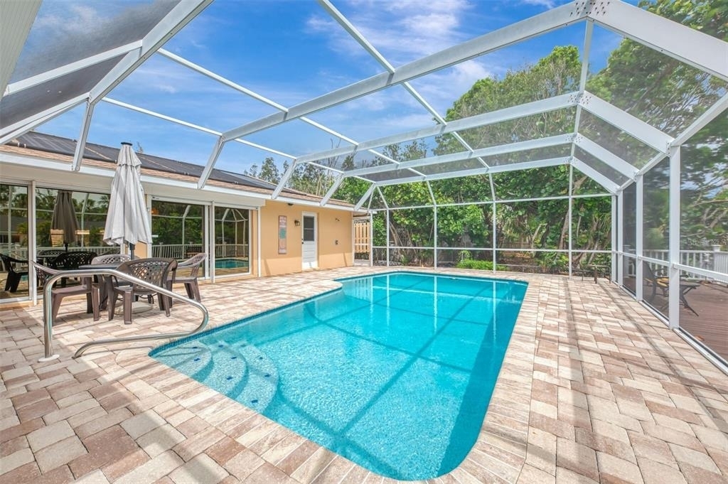 4946 Commonwealth Drive - Photo 44