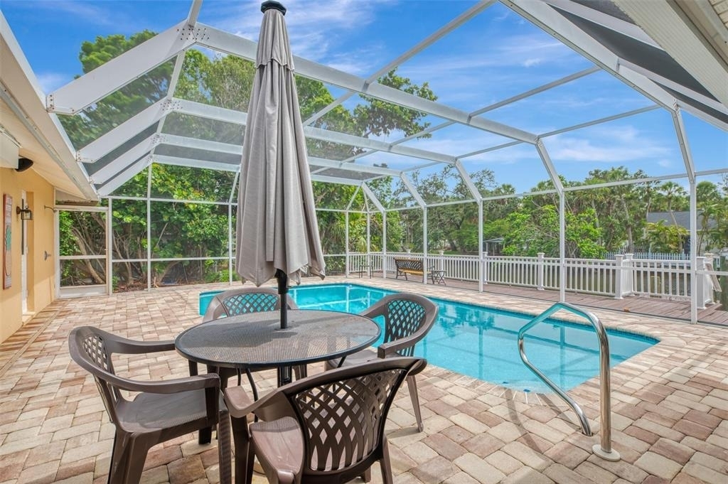 4946 Commonwealth Drive - Photo 43