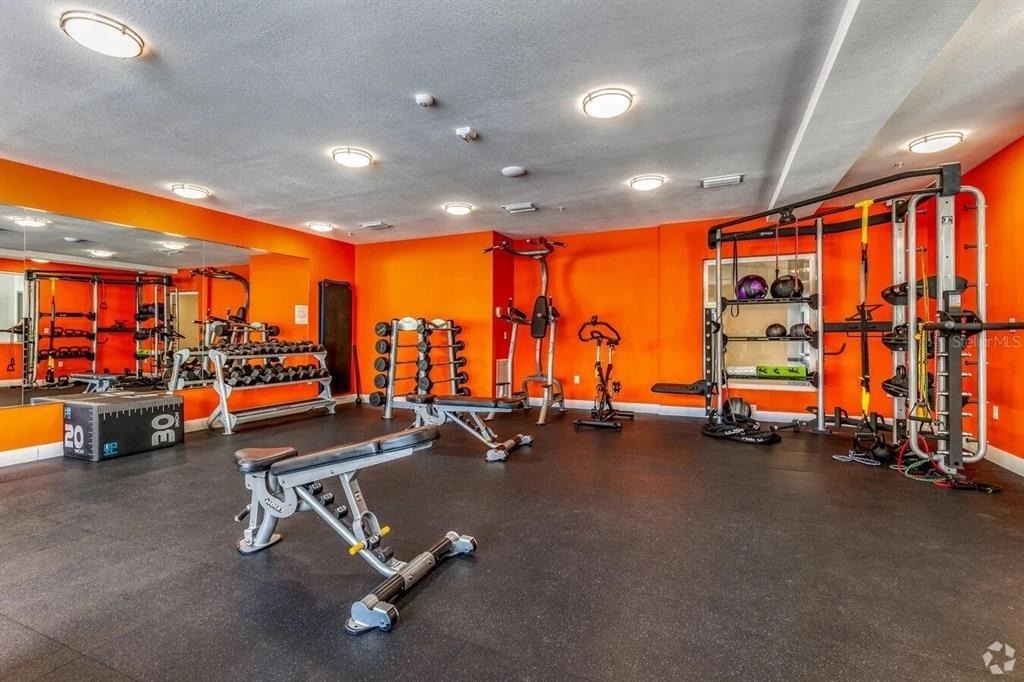 1659 2nd Street - Photo 4