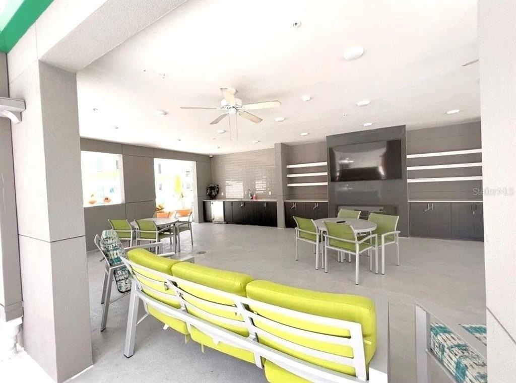 1659 2nd Street - Photo 5