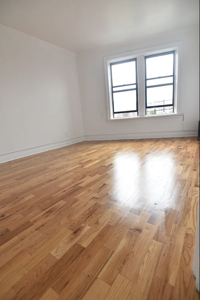 West 170th Street - Photo 1