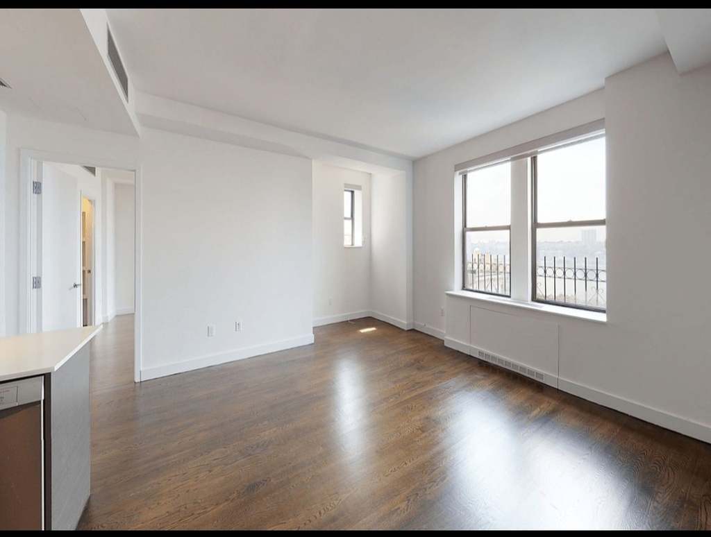 Copy of 666 West End Avenue, Unit 18fg - Photo 10
