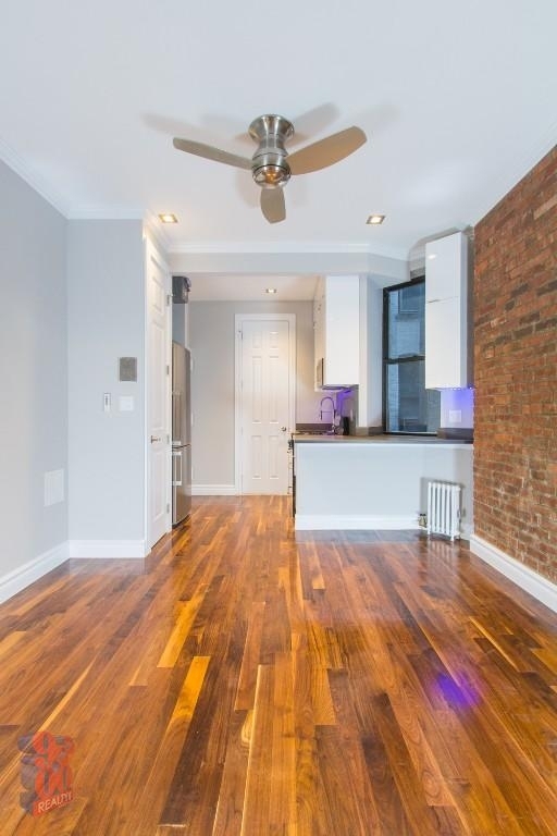 246 Mott Street - Photo 3