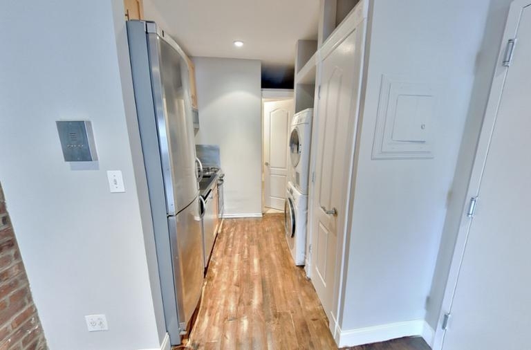 722 10th Avenue - Photo 4