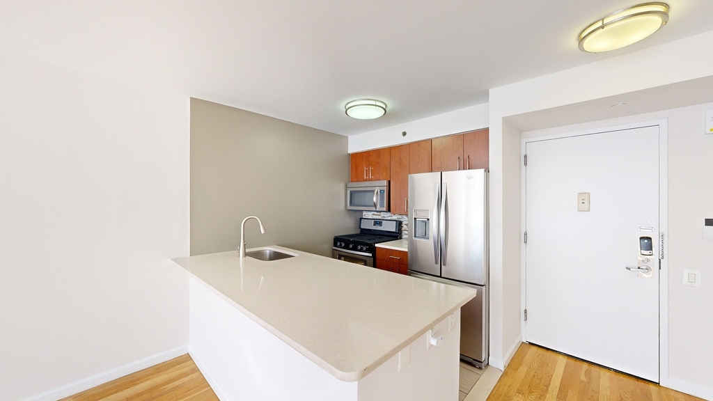 120 W. 21st - Photo 1