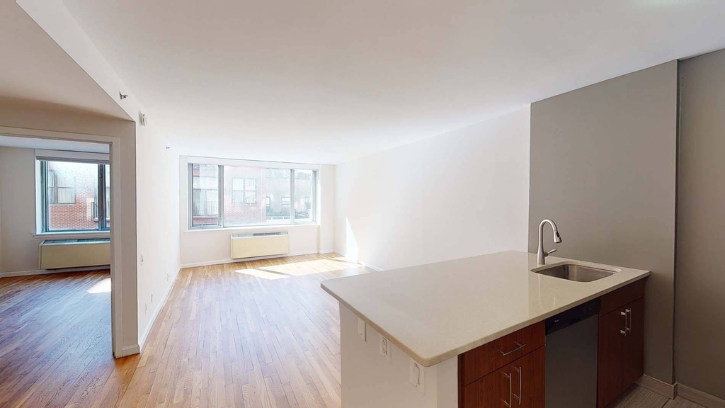 120 W. 21st - Photo 1