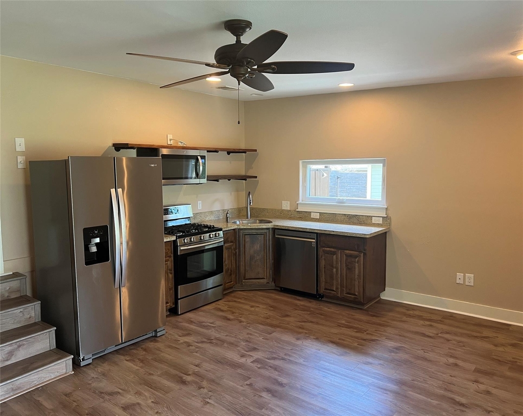 15303 Texas St - Photo 4