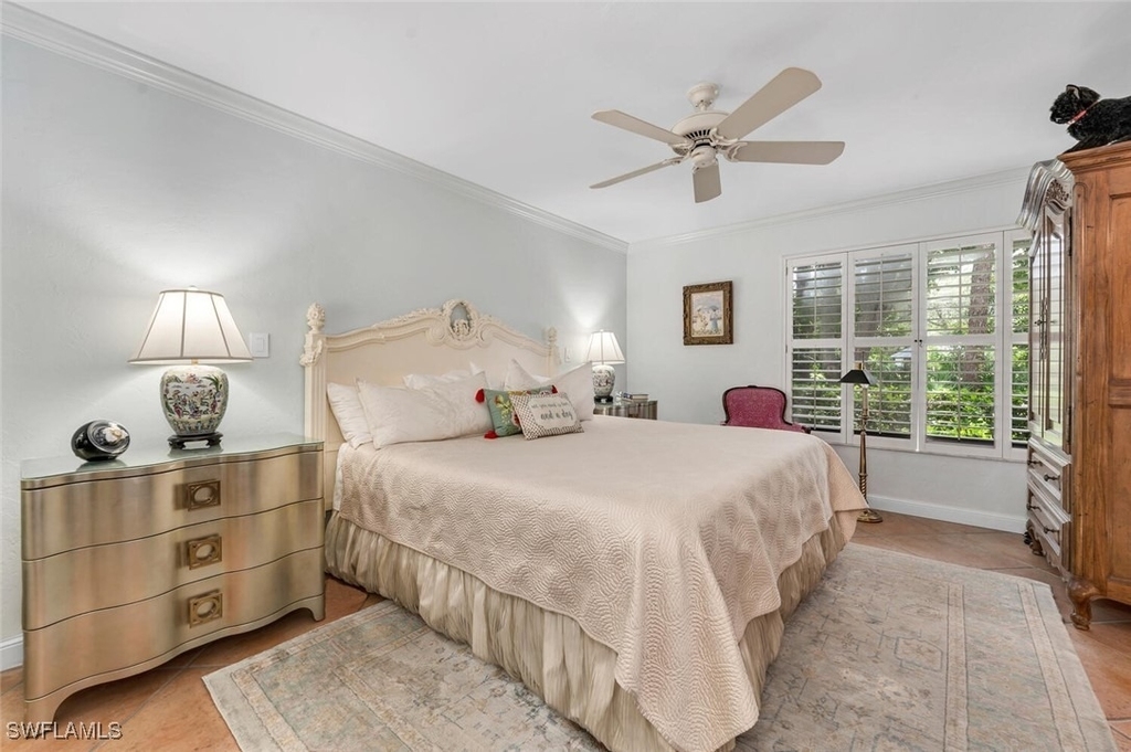5950 Pelican Bay Boulevard - Photo 9