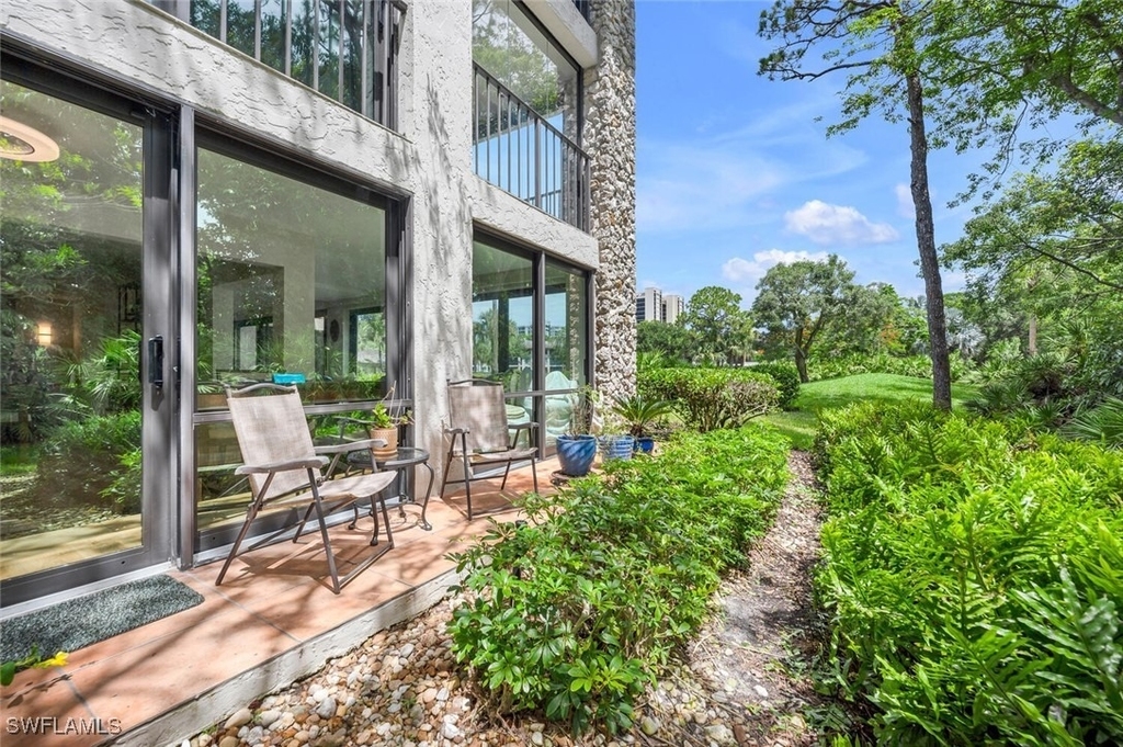 5950 Pelican Bay Boulevard - Photo 14