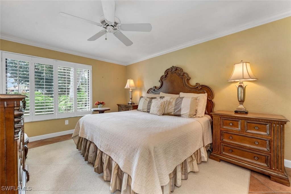 5950 Pelican Bay Boulevard - Photo 12