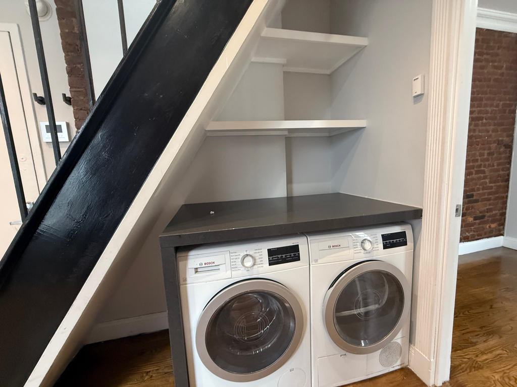 410 East 13th Street - Photo 1
