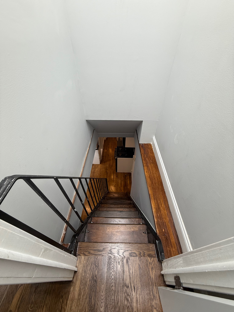410 East 13th Street - Photo 2