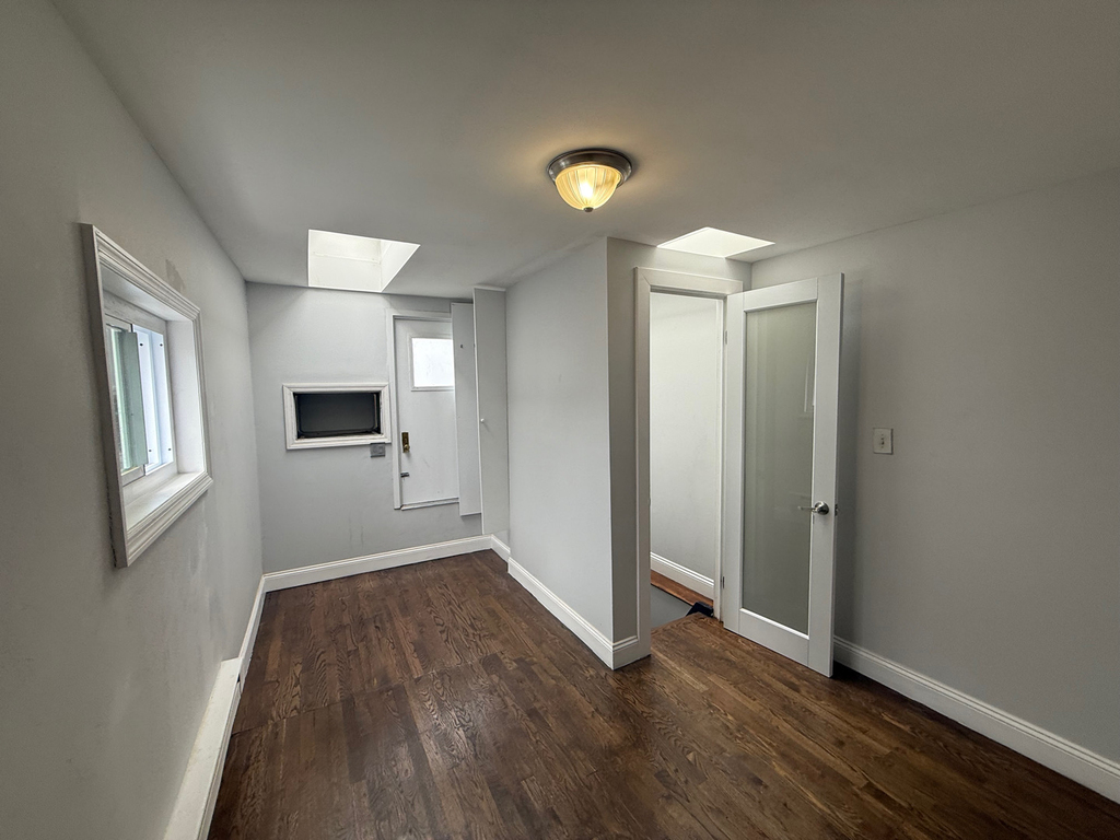 410 East 13th Street - Photo 7
