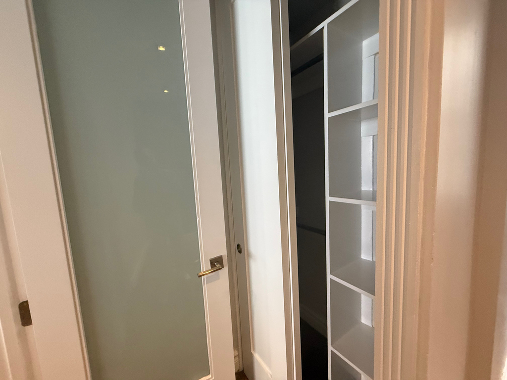 410 East 13th Street - Photo 2