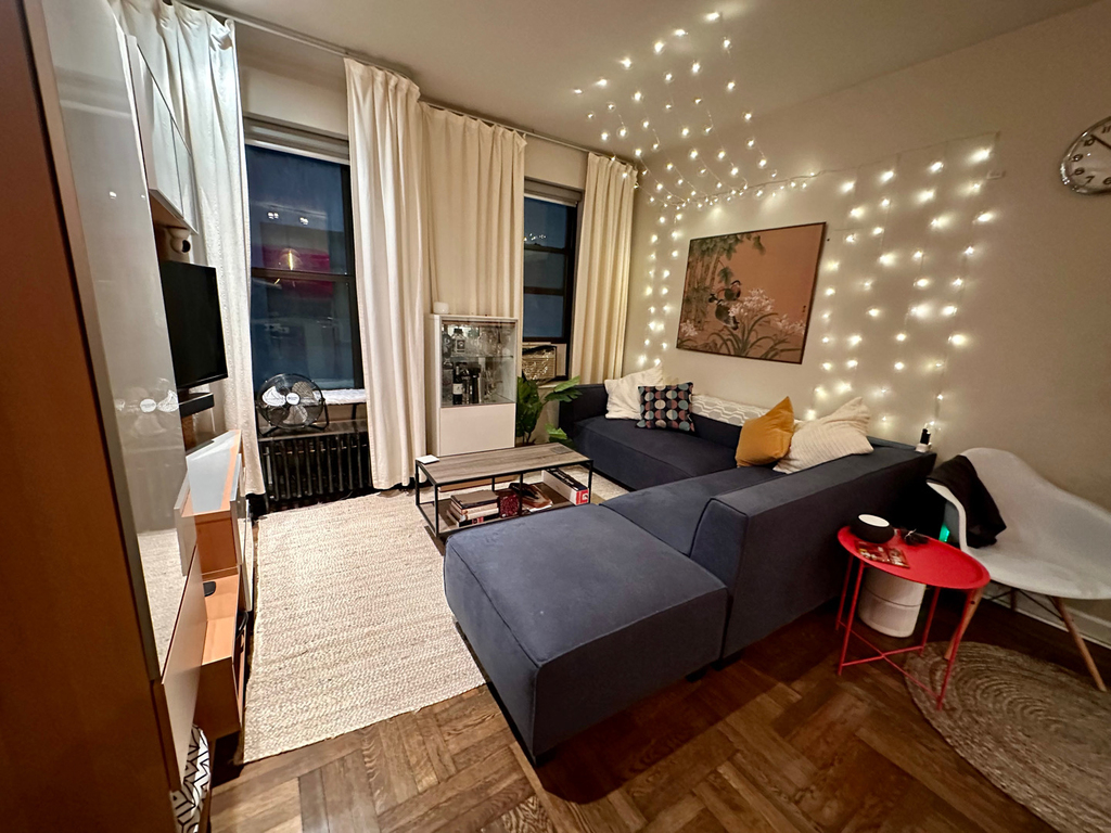 41-42 42nd Street - Photo 5