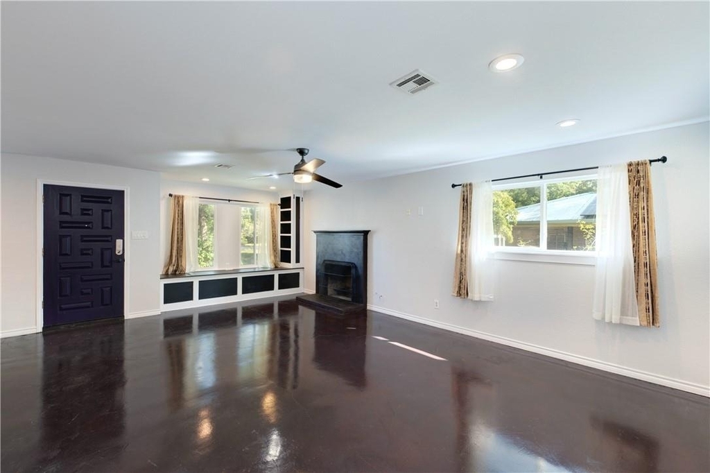 5608 Oak Blvd - Photo 3