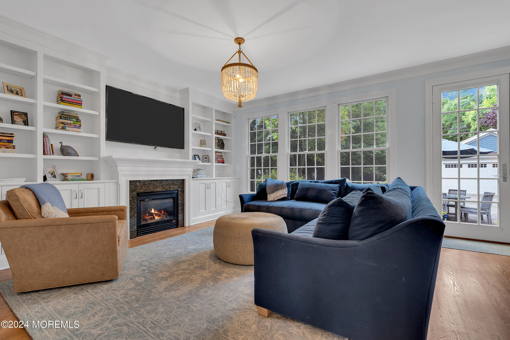 314 Jersey Avenue - Photo 11