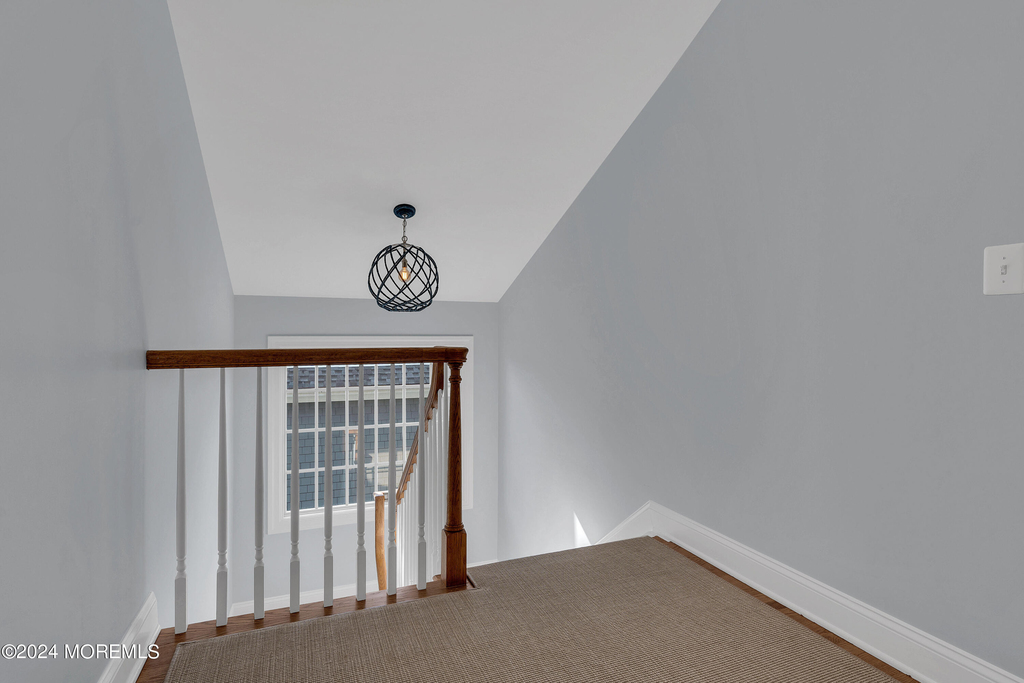 314 Jersey Avenue - Photo 24