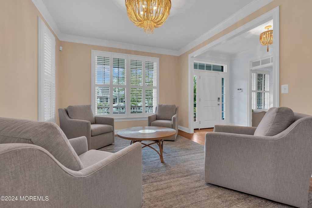 314 Jersey Avenue - Photo 5
