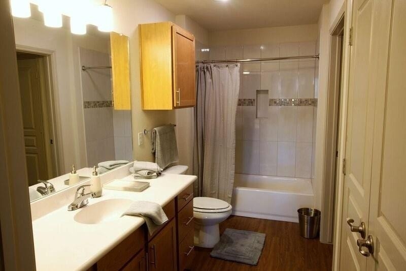 817 Colcord Ave - Photo 11