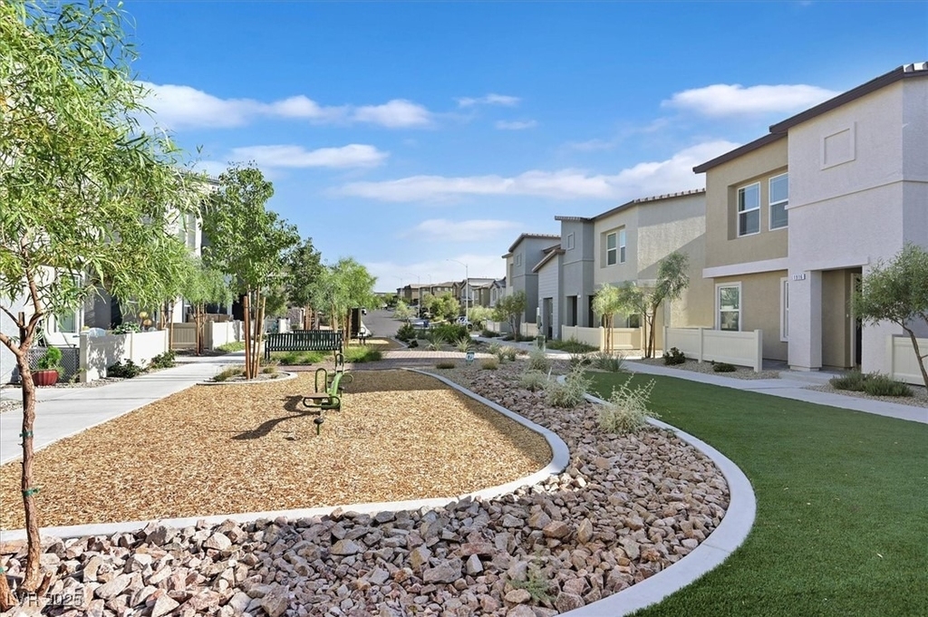 1906 Arietta Vista Street - Photo 24