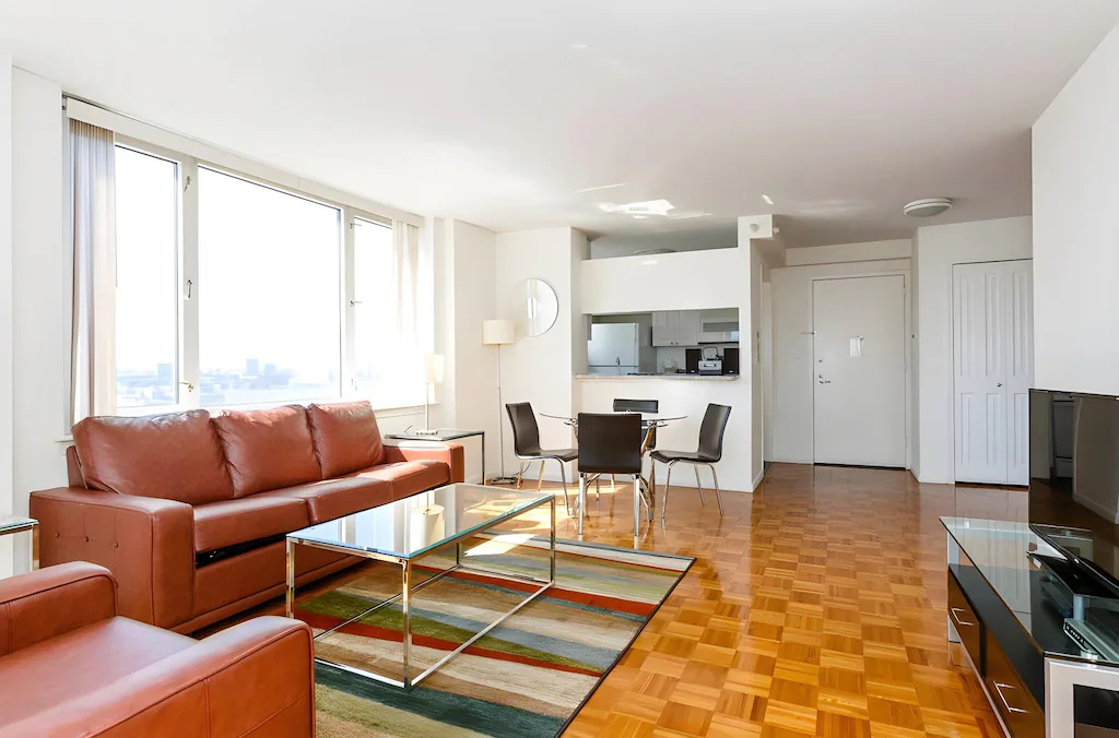 8th Avenue - Photo 1