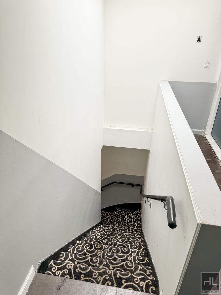 60 Ave - Photo 9
