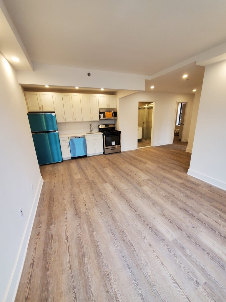 45 West 81st Street - Photo 0