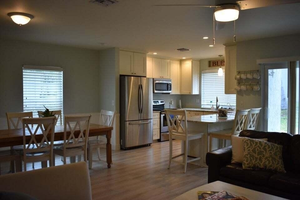 2300 Florida Boulevard - Photo 5