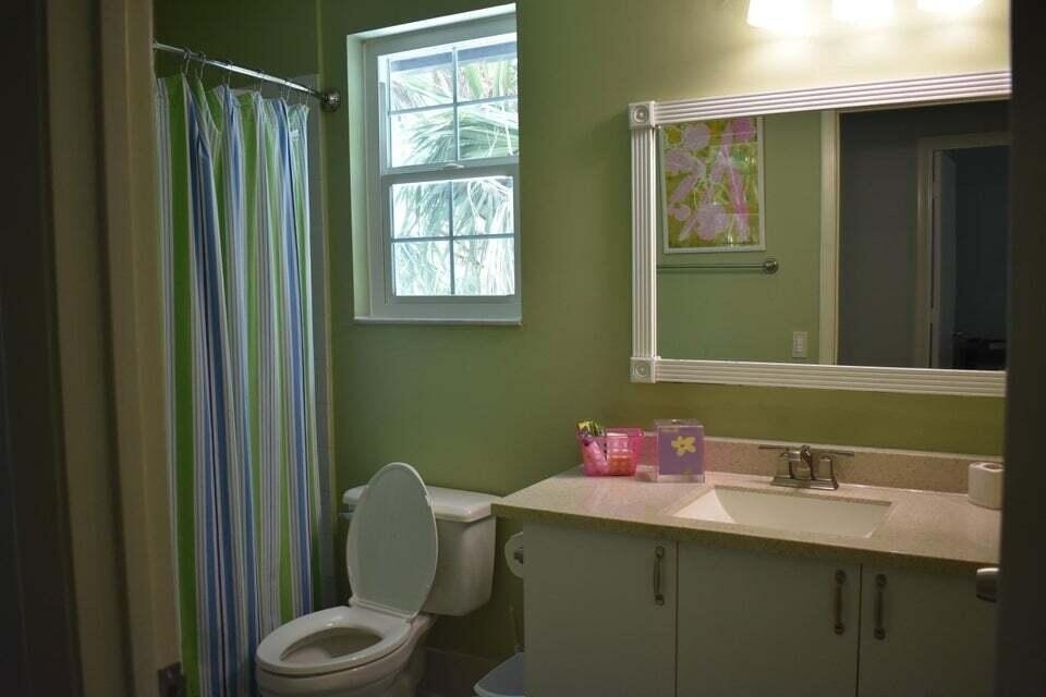 2300 Florida Boulevard - Photo 10