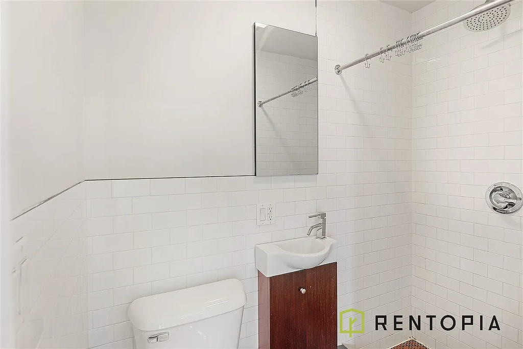 161 Maujer Street - Photo 5